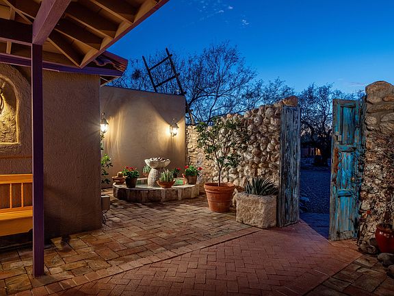 3rd image of 5264 N Stonehouse Pl