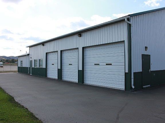 Garages 4, 5 & 6
