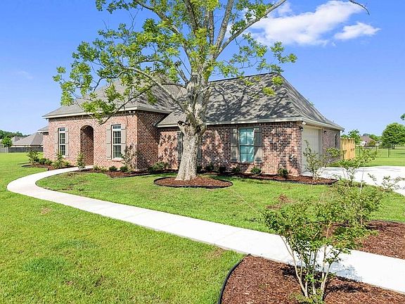 2nd image of 10 Copperfield Ln