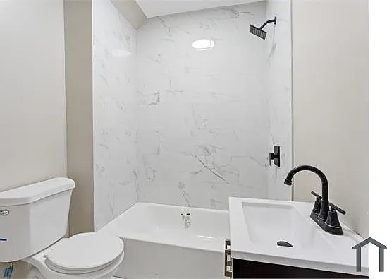 1517 W Westmoreland St #1 — Photo 6