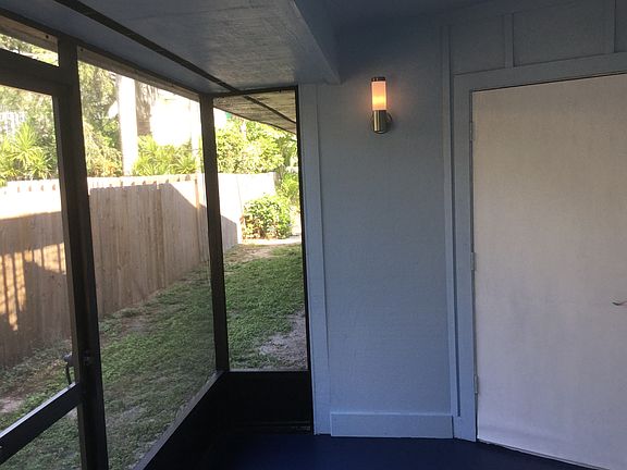 5th image of 8500 Rosalind Ave APT 6
