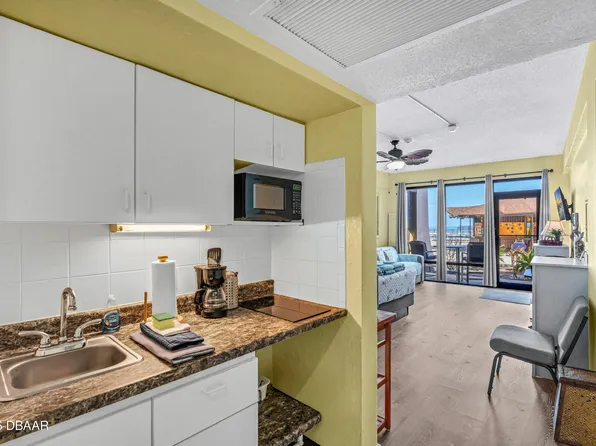 2301 S Atlantic Ave #126, Daytona Beach Shores, FL 32118