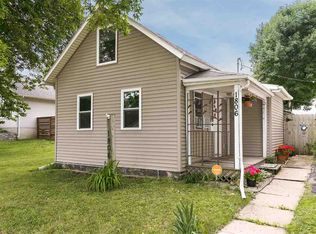 1806 C St SW, Cedar Rapids, IA 52404