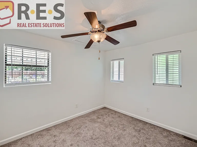 155 Lowell Blvd — Photo 18