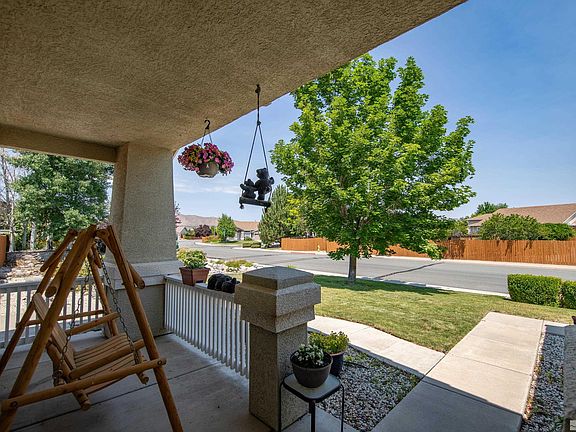 3rd image of 7845 Las Plumas Dr