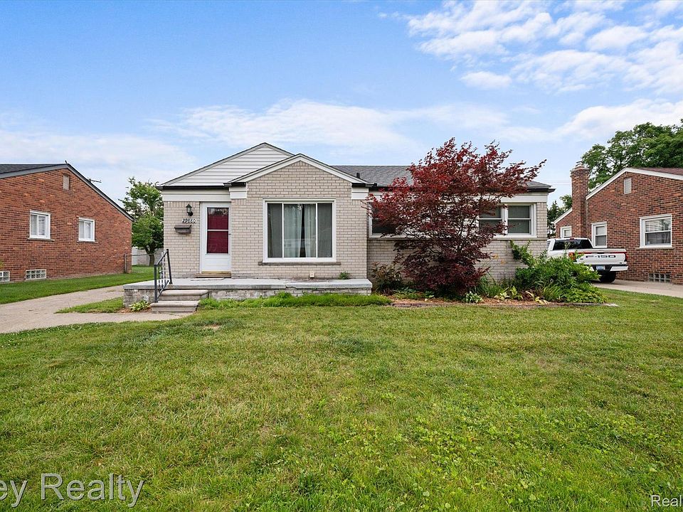 1st image of 29880 Orangelawn St