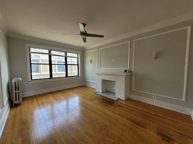 1233 W Chase Ave #3 — Photo 1