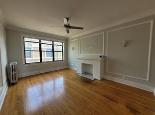 1233 W Chase Ave #3, Chicago, IL 60626