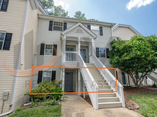 130 Kingsbury Dr, Chapel Hill, NC 27514