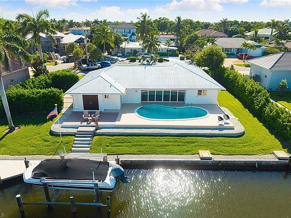 3rd image of 380 Rookery CT