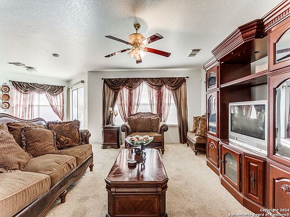 5th image of 11206 Forest Pass Ct