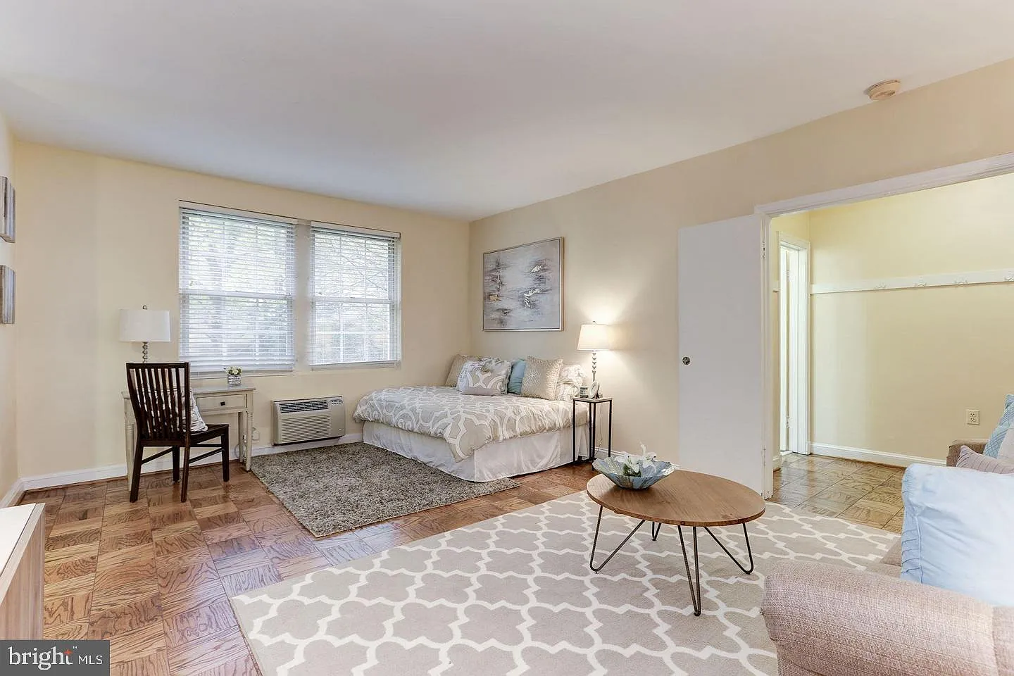 Studio, 410 sqft, $1,595 — Photo 3