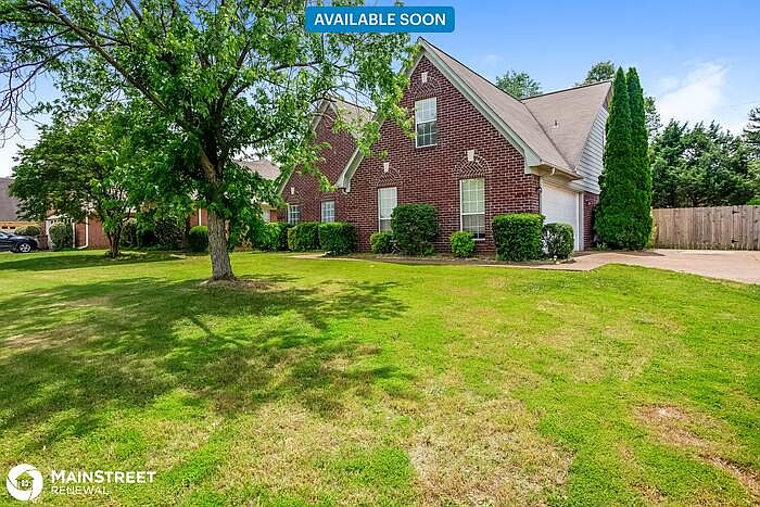 1st image of 4451 Meadow Cliff Dr