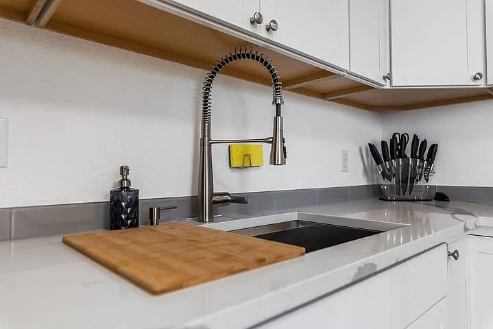 612 S 18th St — Photo 13