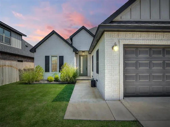 4412 Blossom Field Ave, Oklahoma City, OK 73179