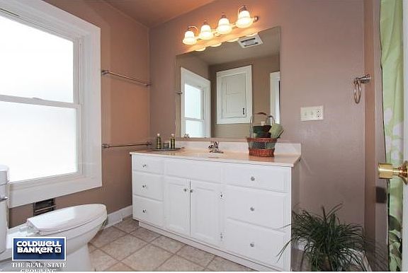Full Bath