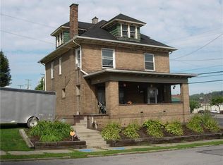 306 8th St, Ellwood City, PA 16117