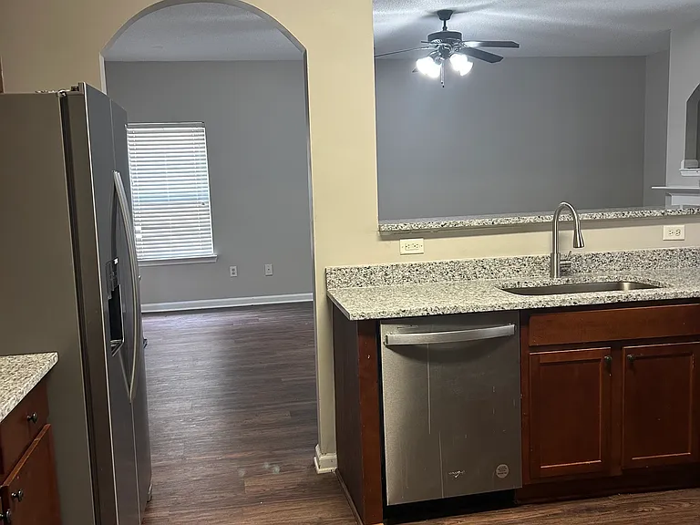 2178 Capella Cir SW — Photo 20