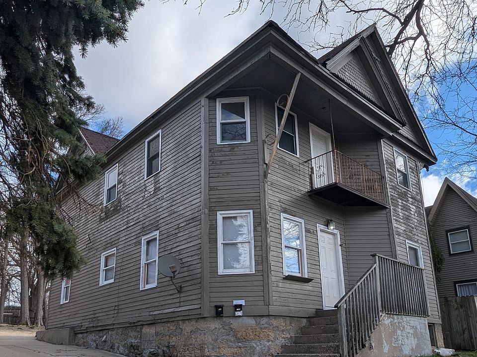 1st image of 1706 Charles St