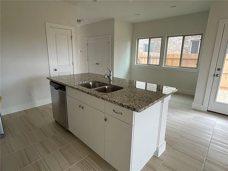 526 White Steppe Way — Photo 12