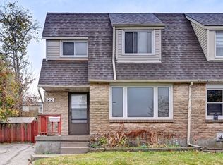 22 Berwick Pl, Kitchener, ON N2A 2R7
