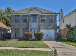 1809 Greenfield Dr, Rosenberg, TX 77471