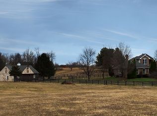79 Hawthorne Ln, Berryville, VA 22611