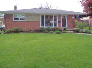 224 Pleasant Ridge Dr, Saline, MI 48176