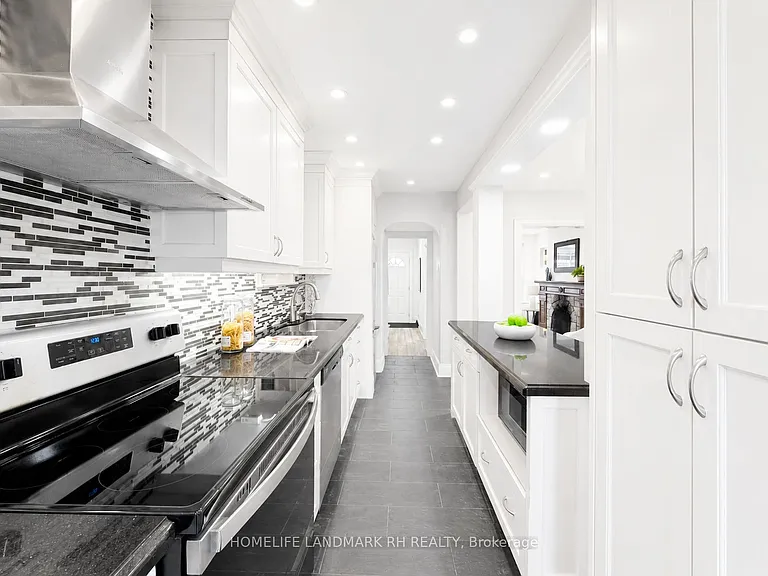 256 Bedford Park Ave — Photo 9