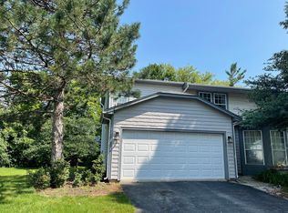 1720 Westbridge Ct, Schaumburg, IL 60194