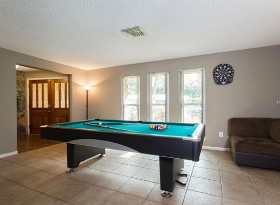 4th image of 2076 Ashbury Dr