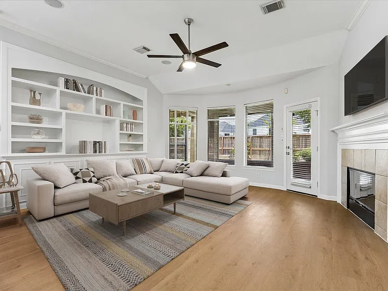 3723 Tidalwood Dr — Photo 7