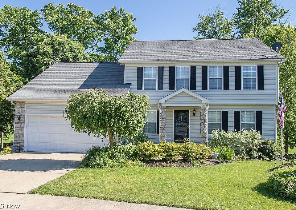 1st image of 108 Deepwood Ct
