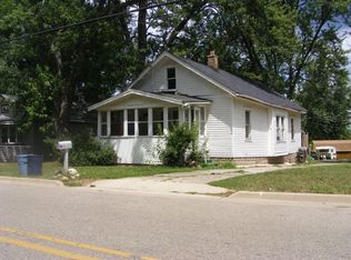 84 Avenue C, Springfield, MI 49037