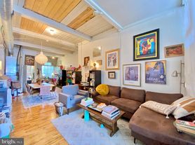 14 W Harvey St, Philadelphia, PA