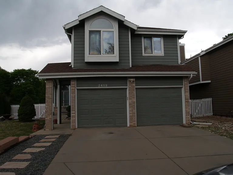 2419 S Gray Dr — Photo 3