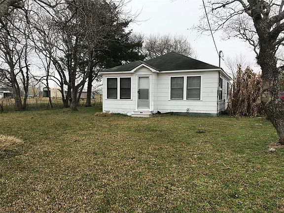 2nd image of 3603 S State Highway 71