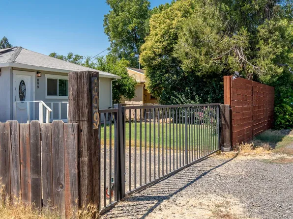899 Bromley Ave, Yuba City, CA 95993