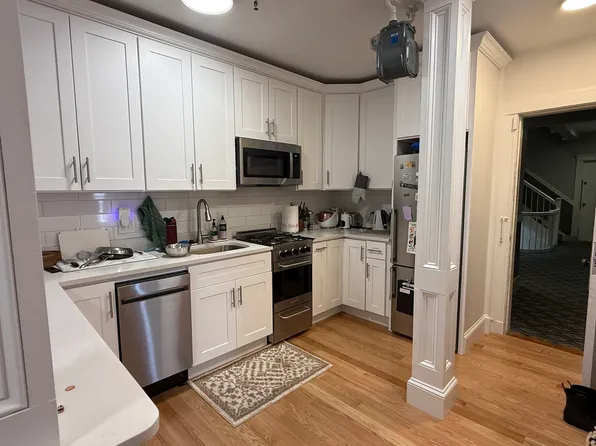 121 Park Dr, Boston, MA