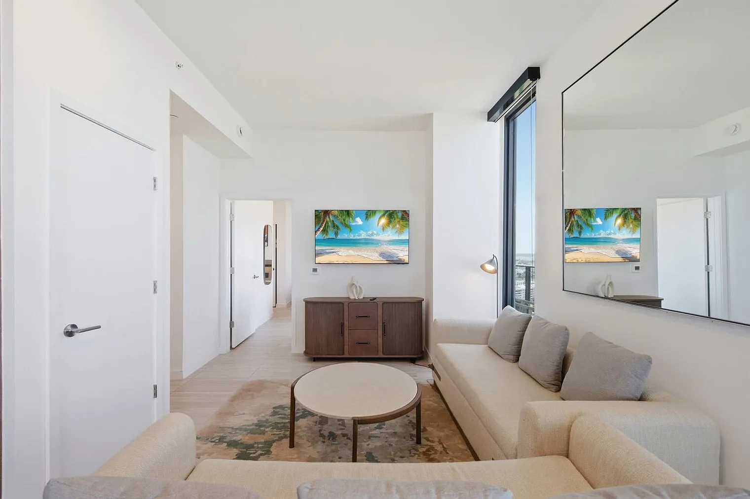 4 bed, 2.0 bath, 1194 sqft, $14,532 — Photo 3