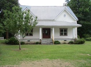 2051 W Pear St, Pavo, GA 31778