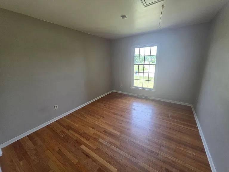 146 Honora Dr — Photo 22