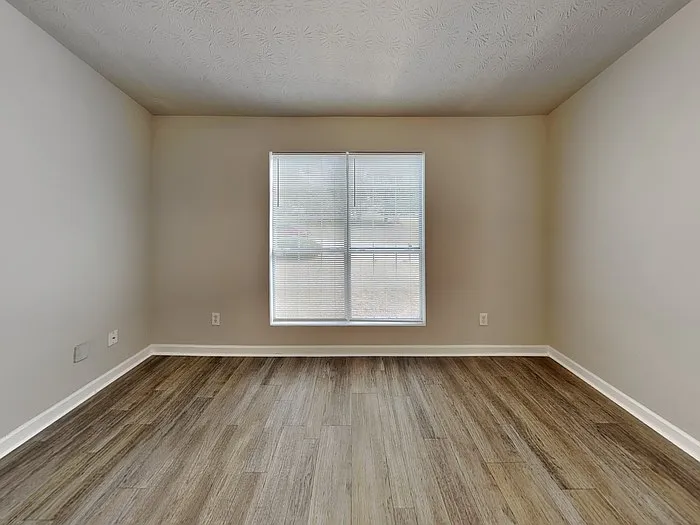 4145 Riverbank Ct — Photo 5