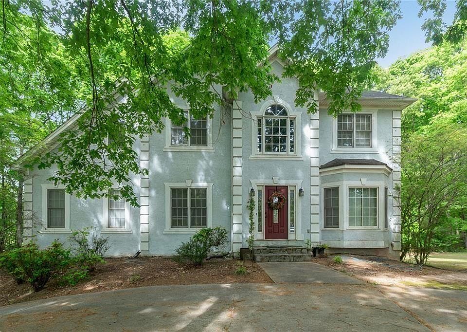 1st image of 736 Ellison Rd