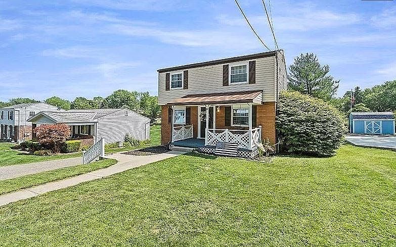 2nd image of 536 Deborah Jane Dr