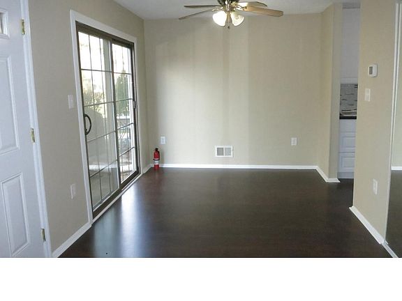 4th image of 90 Drewes Ct