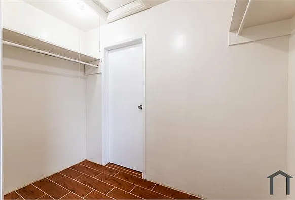 5873 1/2 Bonsallo Ave — Photo 13