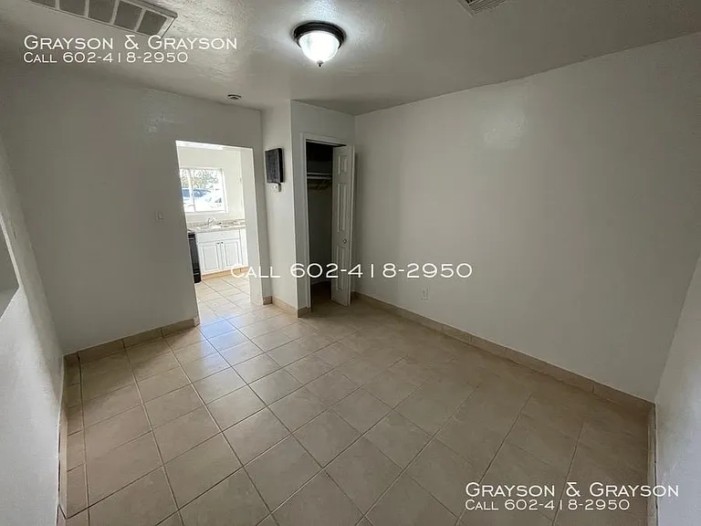 6637 N 58th Dr #2 — Photo 10