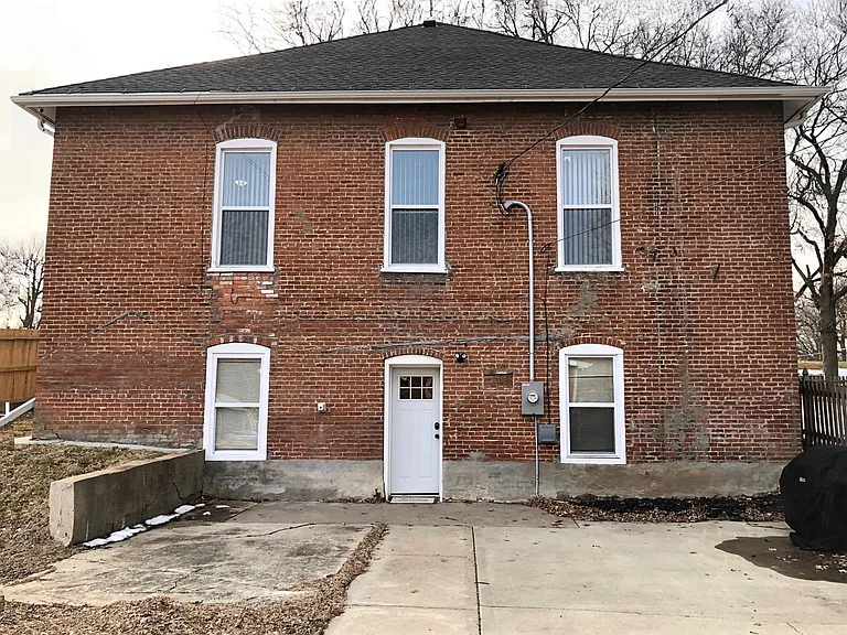 Rear entryway, patio
