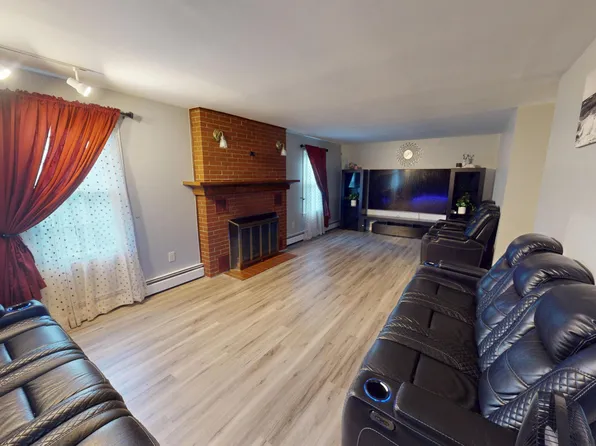 149 Dartmouth Street, Bangor, ME 04401